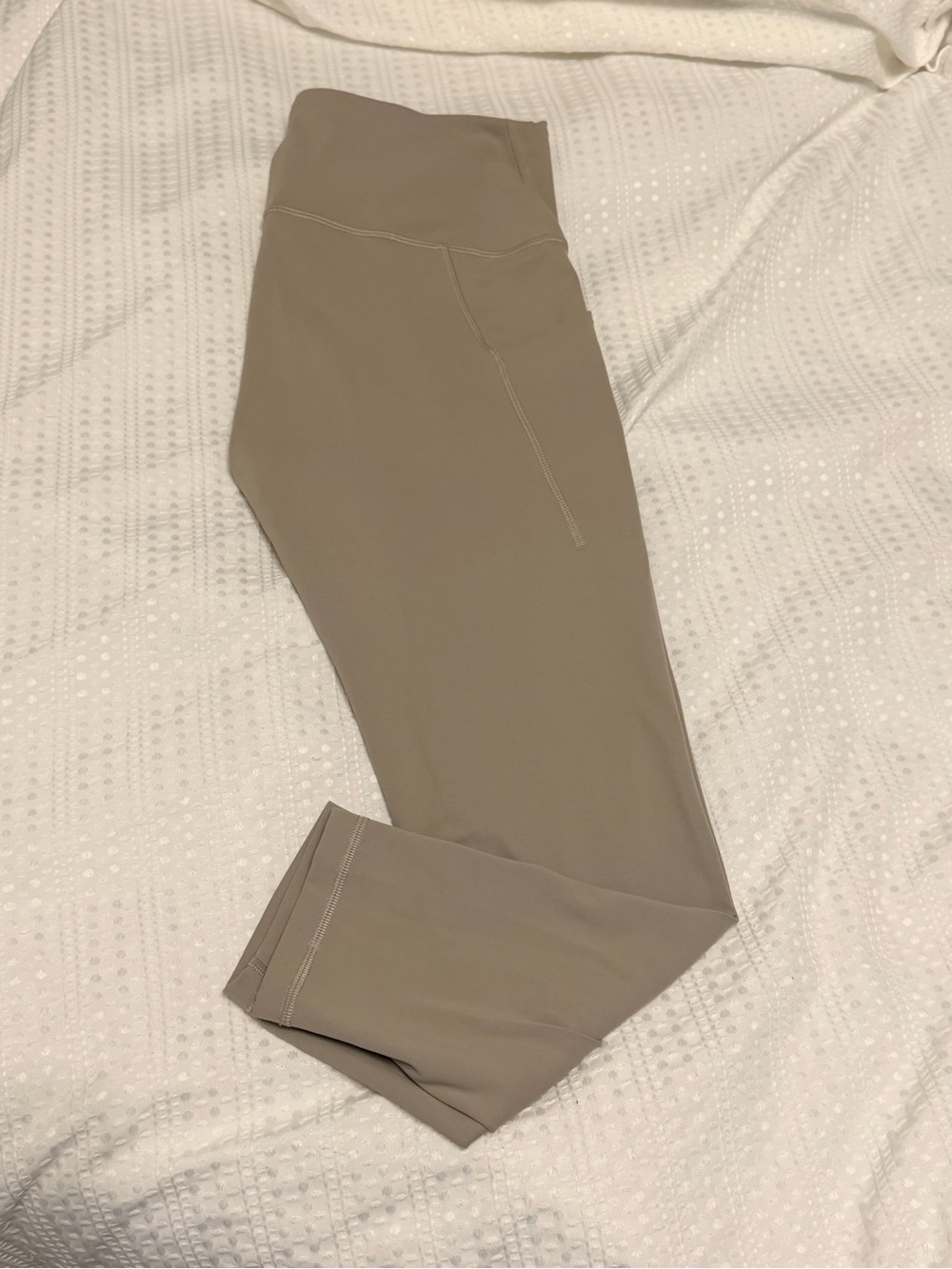 Lululemon leggings Wunder Train High Rise Tight 25- size 14